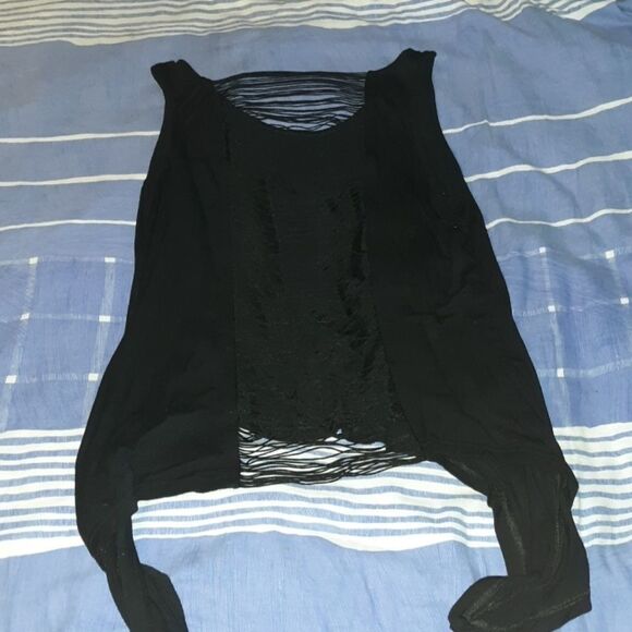 Firm Belief Skull Asymmetrical String Back Shirt - Picture 3 of 5